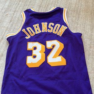 Lakers Magic Johnson #32 Men's Small Adidas Hardwood Classics Basketball Jersey